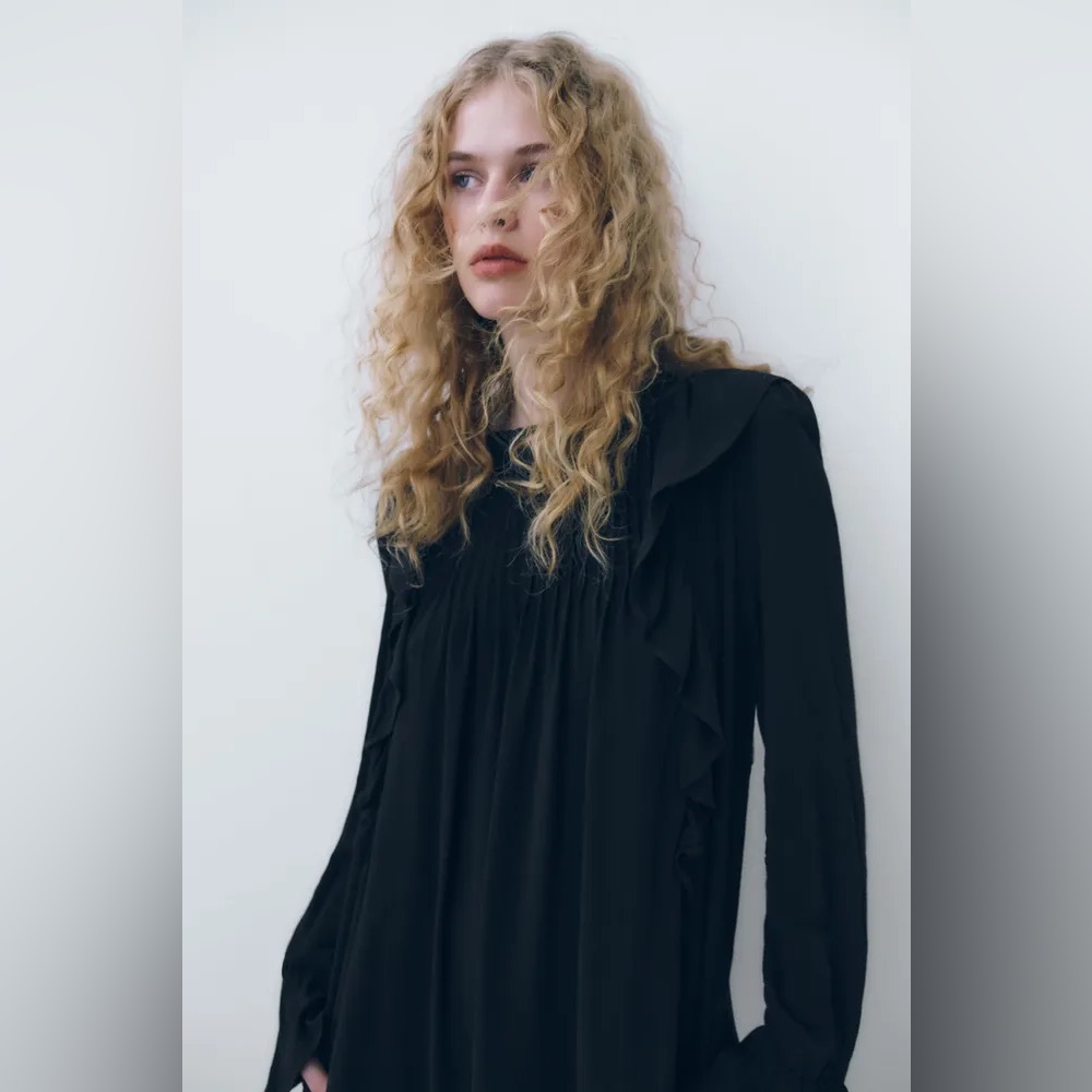 Zara RUFFLED PINTUCK Black MINI DRESS Size L NWOT - Picture 3 of 10
